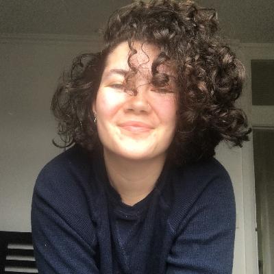 Chemistry, Economics, Maths, Physics, Science and Geography Tutor Profile Photo of Isobel Isobel's Profile Photo