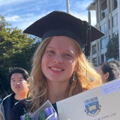 Profile Photo of Ede