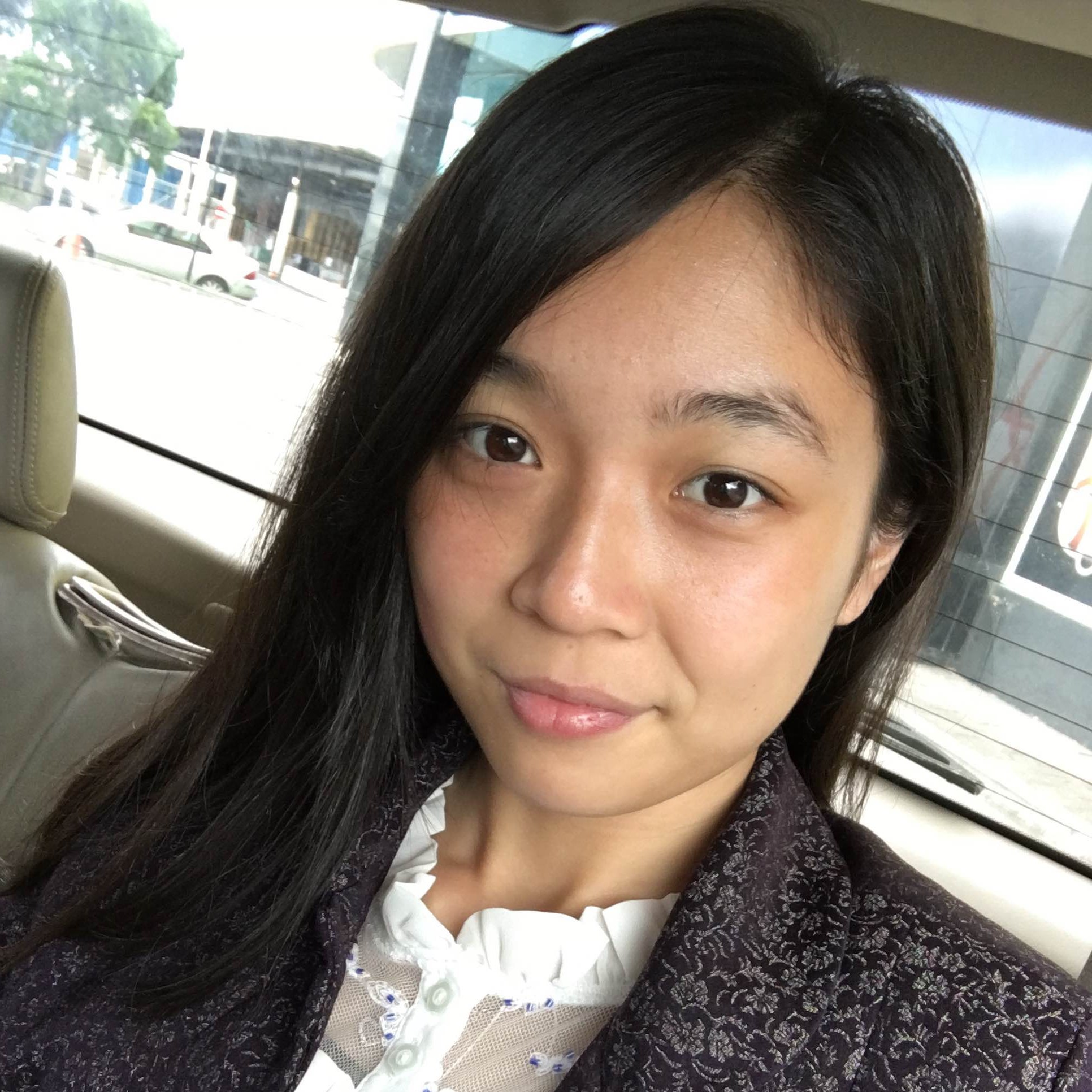 English Tutor Profile Photo of Cherry Cherry's Profile Photo